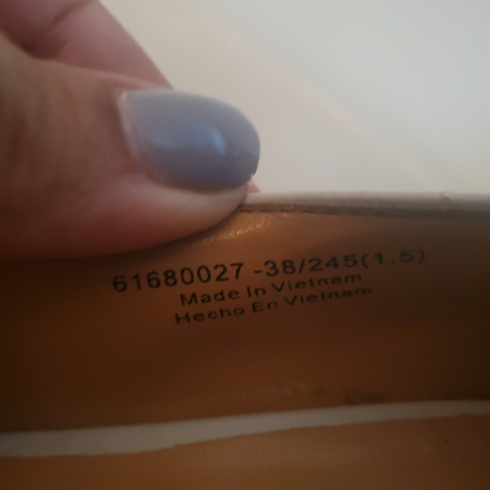 Charles And Keith Low Block Clear Heel - image 5